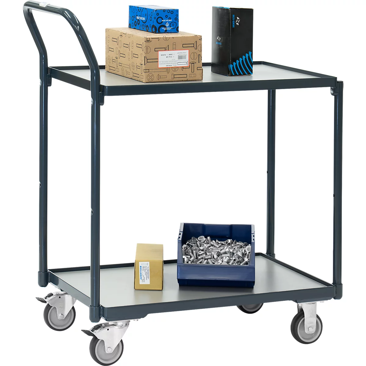 Een grijze transportwagen met twee niveaus, beladen met dozen en containers.