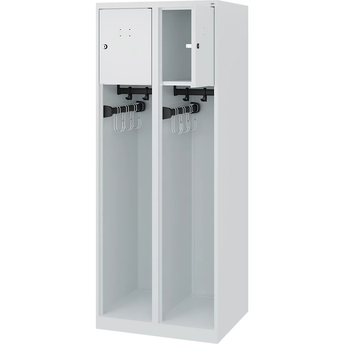 Feuerwehrspind C+P Evolo Youngster, 2 Abteile, ohne Helmhalter, Bodengleiter, B 600 x T 500 x H 1530 mm, RAL 7035 Lichtgrau