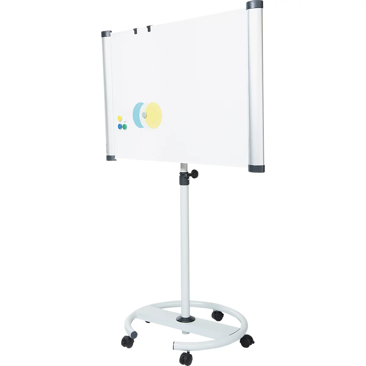 Whiteboard op wielen, versierd met gekleurde cirkels. In hoogte verstelbaar en zwarte wielen. Inclusief ophanging.
