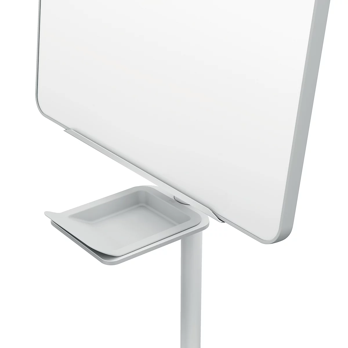 Tableau blanc moderne avec tablette de rangement, sur un support blanc. Idéal pour les présentations.