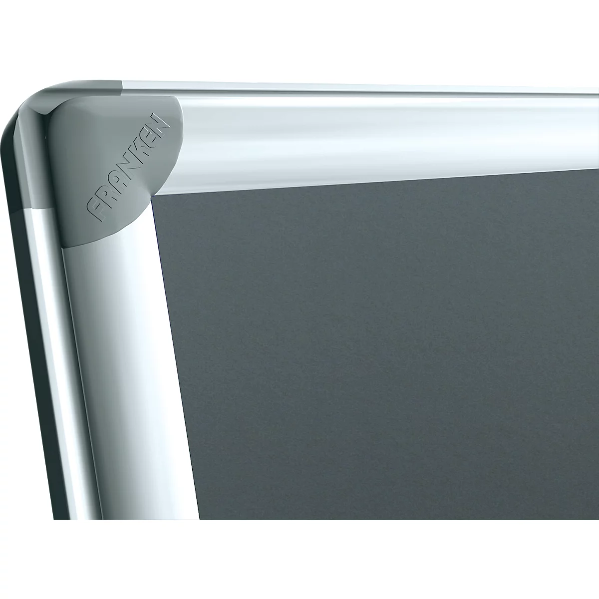 Detail of a white frame with grey corner and the inscription FRANKEN.