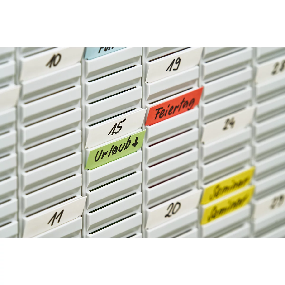 FRANKEN T-kaart jaarplanner voor 15 maanden plus index, 100,8 x 100,8 cm, 16 houders, 50 sleuven, PV-SET5