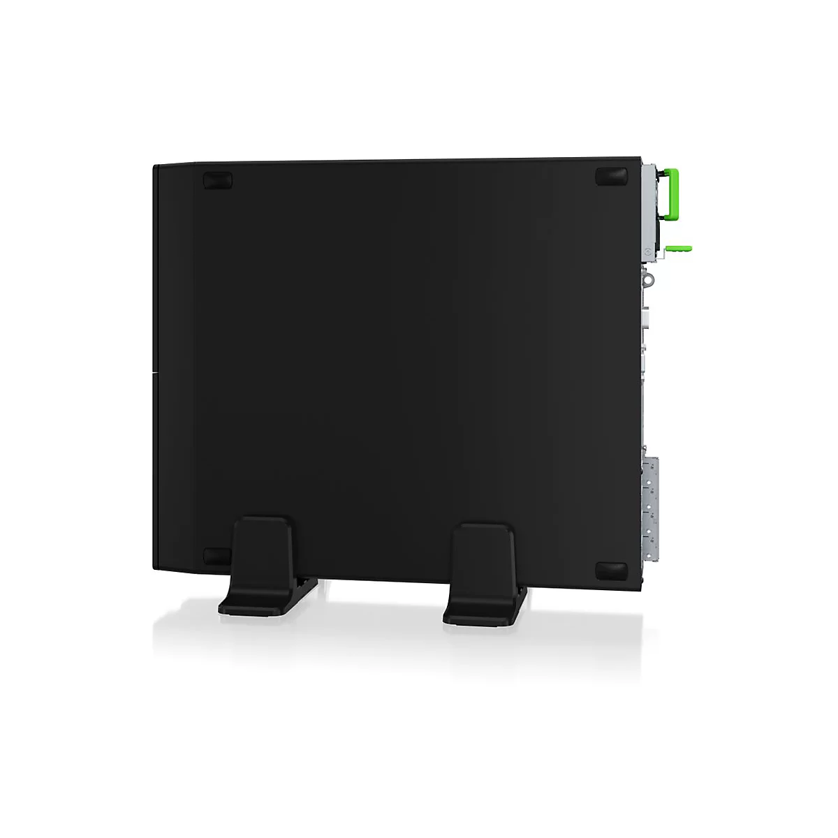 Ein schwarzer Computer-Tower steht aufrecht, seitlich betrachtet. Grüne Elemente sind auf der rechten Seite sichtbar, er steht auf zwei schwarzen Füßen.