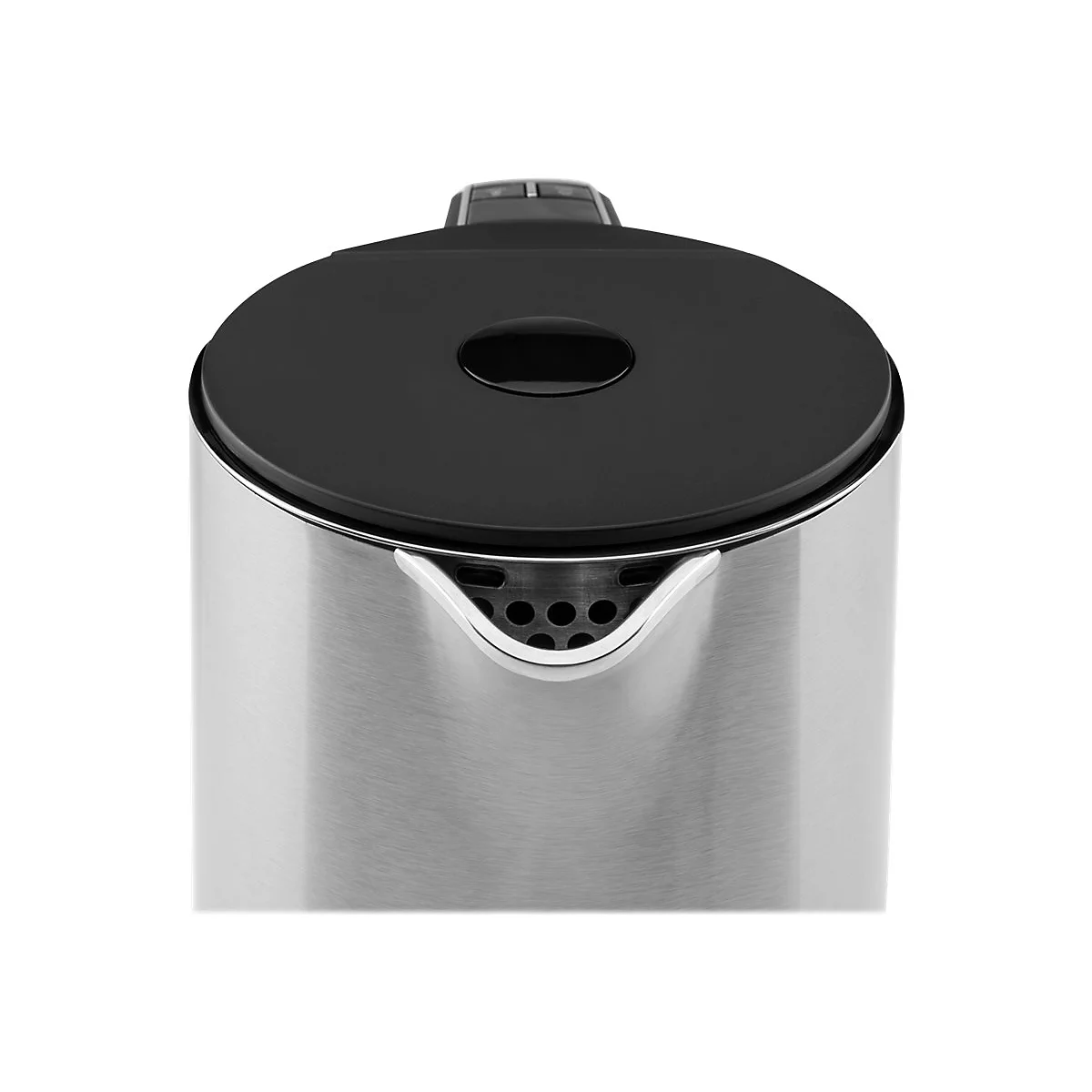 Nahaufnahme des oberen Bereichs eines silbernen Wasserkochers mit schwarzem Deckel und Ausguss.
