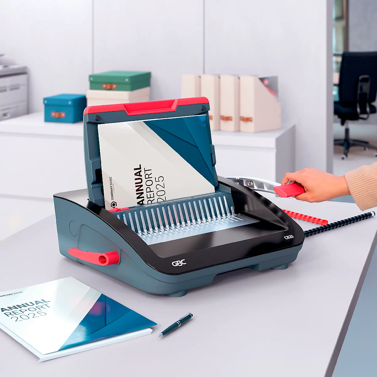 GBC® Gecombineerde stans- en inbindmachine CombBind 200