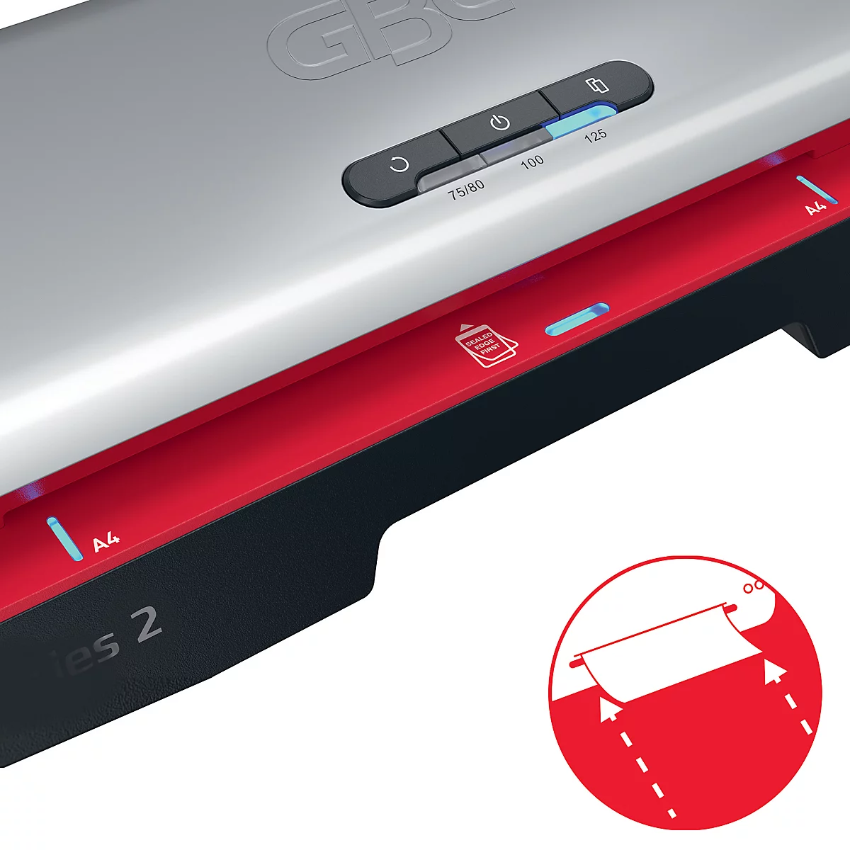 Detailopname van een lamineermachine. Zilveren bovenkant, rode lijst, zwarte basis. Bediening met LED-indicatoren, A4-schakelaar.