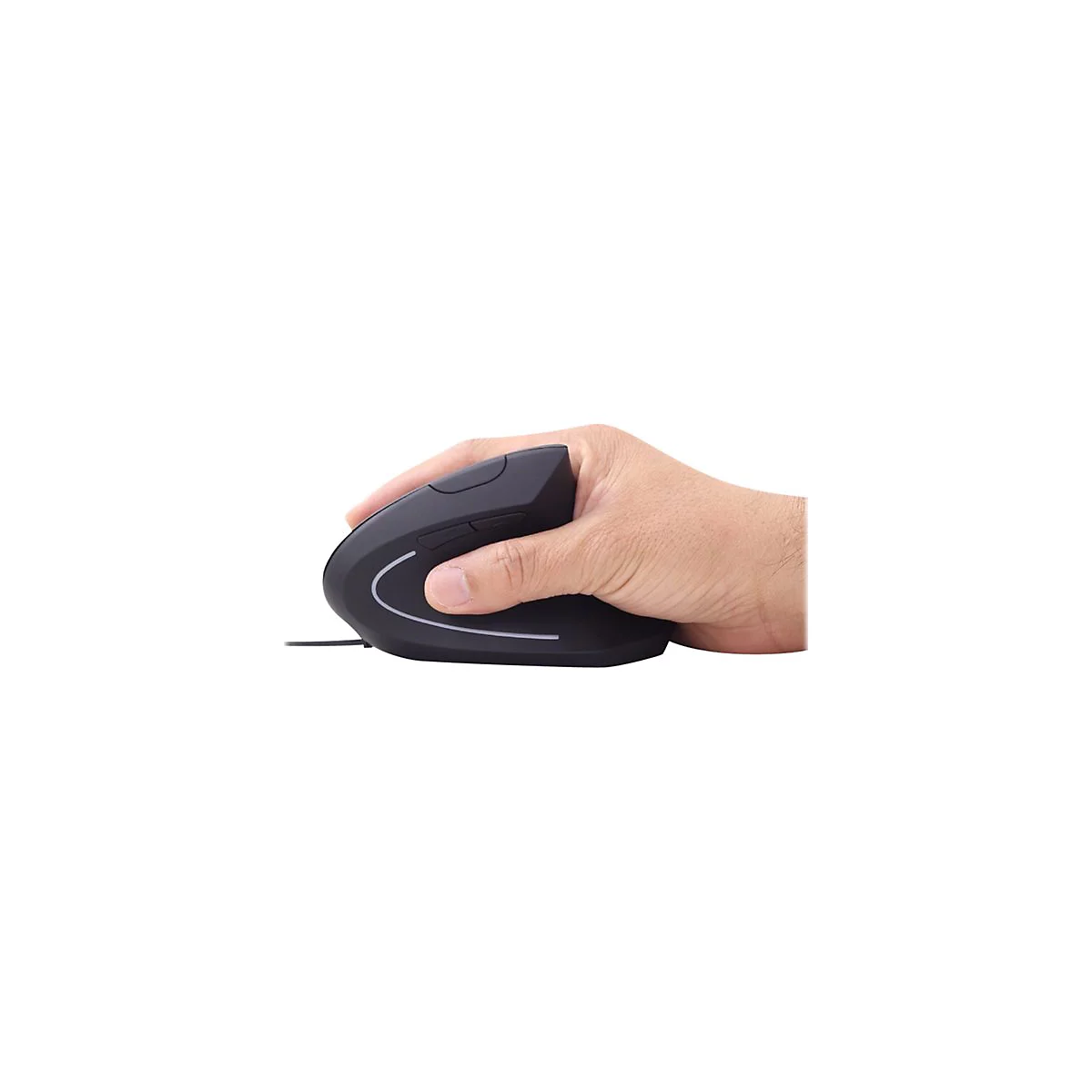 Schwarze ergonomische Maus in einer Hand. Die Hand umschlieÃŸt die Maus, die HandflÃ¤che ist nach unten gerichtet.