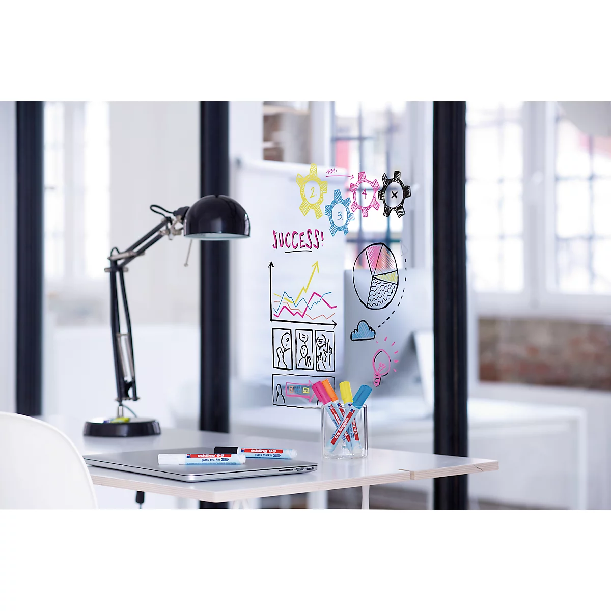 Glasmarker edding 95, voor glazen oppervlakken &amp; whiteboards, lijndikte 1,5-3 mm, ronde punt, set van 4, wit, geel, roze en lichtblauw