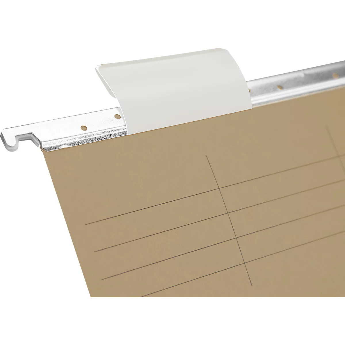 Hängeordner, beige. Der Ordner hängt an einer Metallschiene. Oben am Ordner befindet sich ein weisses Schild.