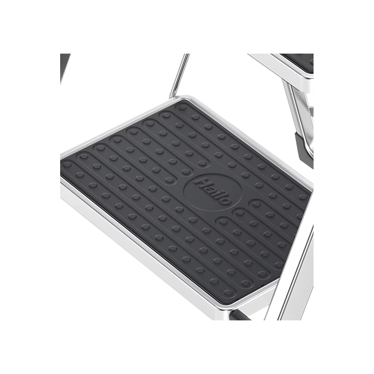 Dark tread of a ladder with the inscription "Hailo".