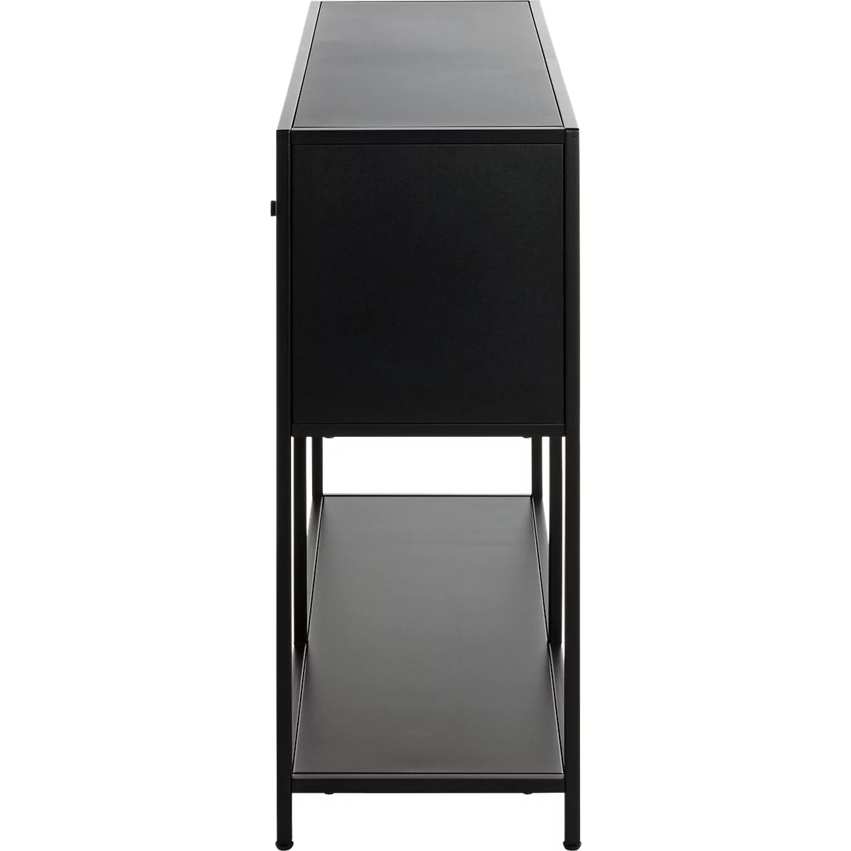 Zijaanzicht van een zwarte bijzettafel. Het tafelblad en het onderste gedeelte hebben een plank, ondersteund door een slank metalen frame.