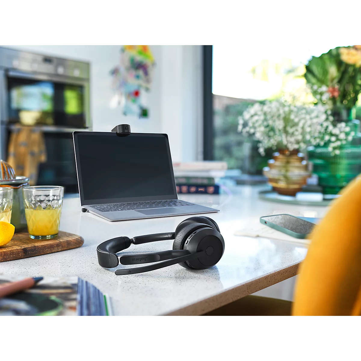 Headset Jabra Evolve2 55 link380a Stereo, Reichweite bis 30 m, bis 10 h, MS-Teams optimiert, schwarz