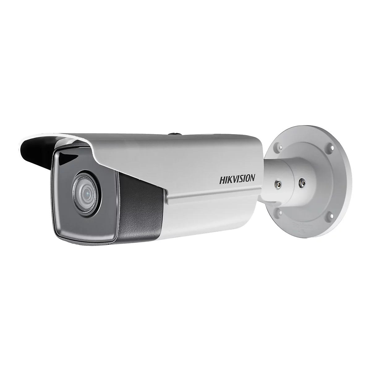Weiße Hikvision Überwachungskamera im Bullet-Design mit Wandhalterung vor weißem Hintergrund.
