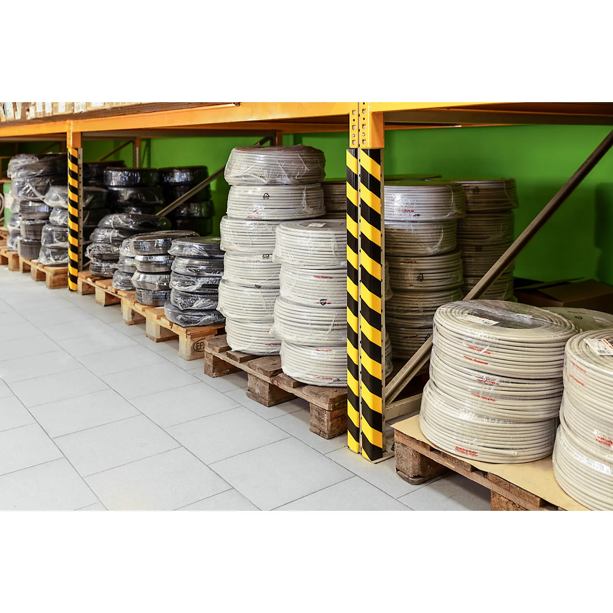 Hoekbeschermingsprofiel Durable C35, rechthoekig, voor binnen en buiten, kleefoppervlak aan elke zijde 35 mm, L 1000 x B 47 mm, PU schuim, geel/zwart