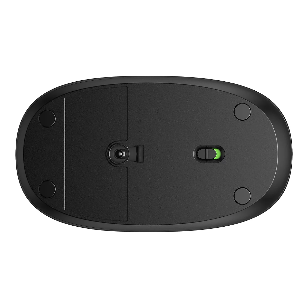 Draufsicht auf die Unterseite einer schwarzen Maus. Es gibt vier kleine runde Füße, eine Aussparung für Batterien und eine grüne Ein-/Aus-Taste.