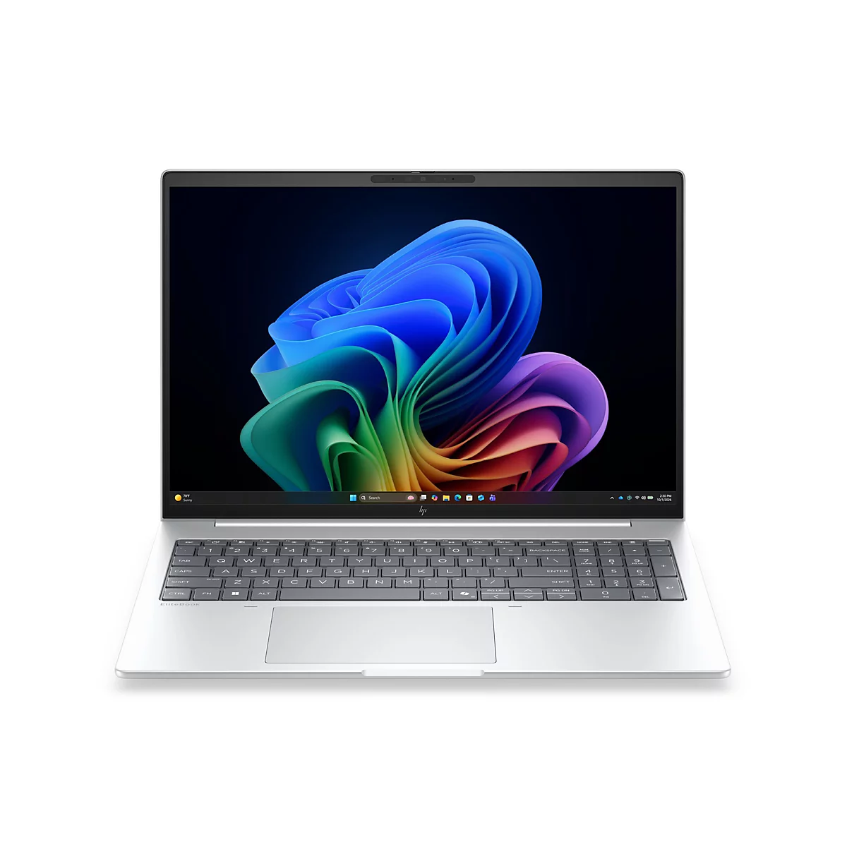 Silbernes HP EliteBook Laptop von vorne mit Windows 11 Wallpaper auf dem Display.