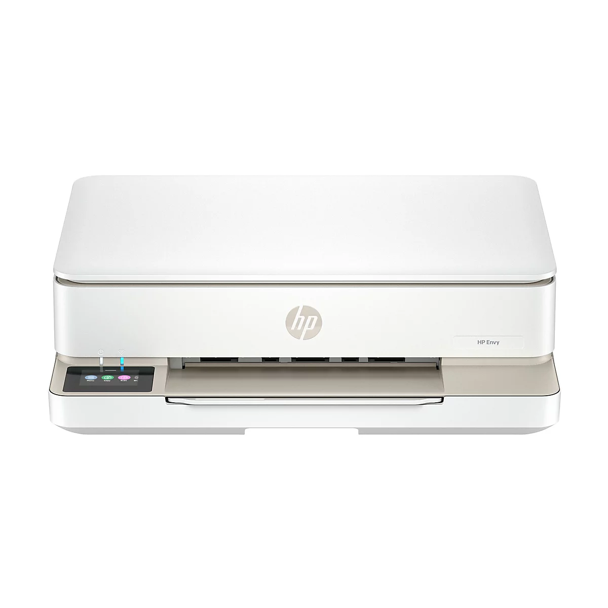 Ein weißer HP Envy Drucker. Auf der Oberfläche befinden sich Bedienknöpfe und ein Display. Darunter befindet sich eine Ausgabefach. Das HP Logo ist gut sichtbar.