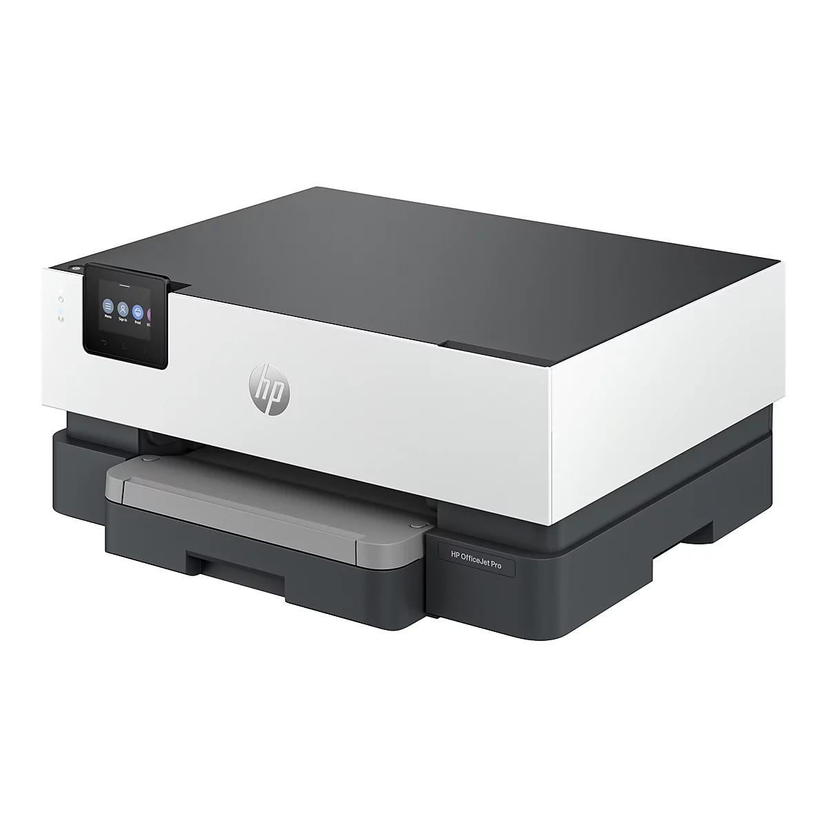 Ein weiß-grauer HP OfficeJet Pro Drucker, der auf einem neutralen Hintergrund steht. Das Bedienfeld zeigt Symbole für Menü, Anmelden, Drucken und US-Informationen an.