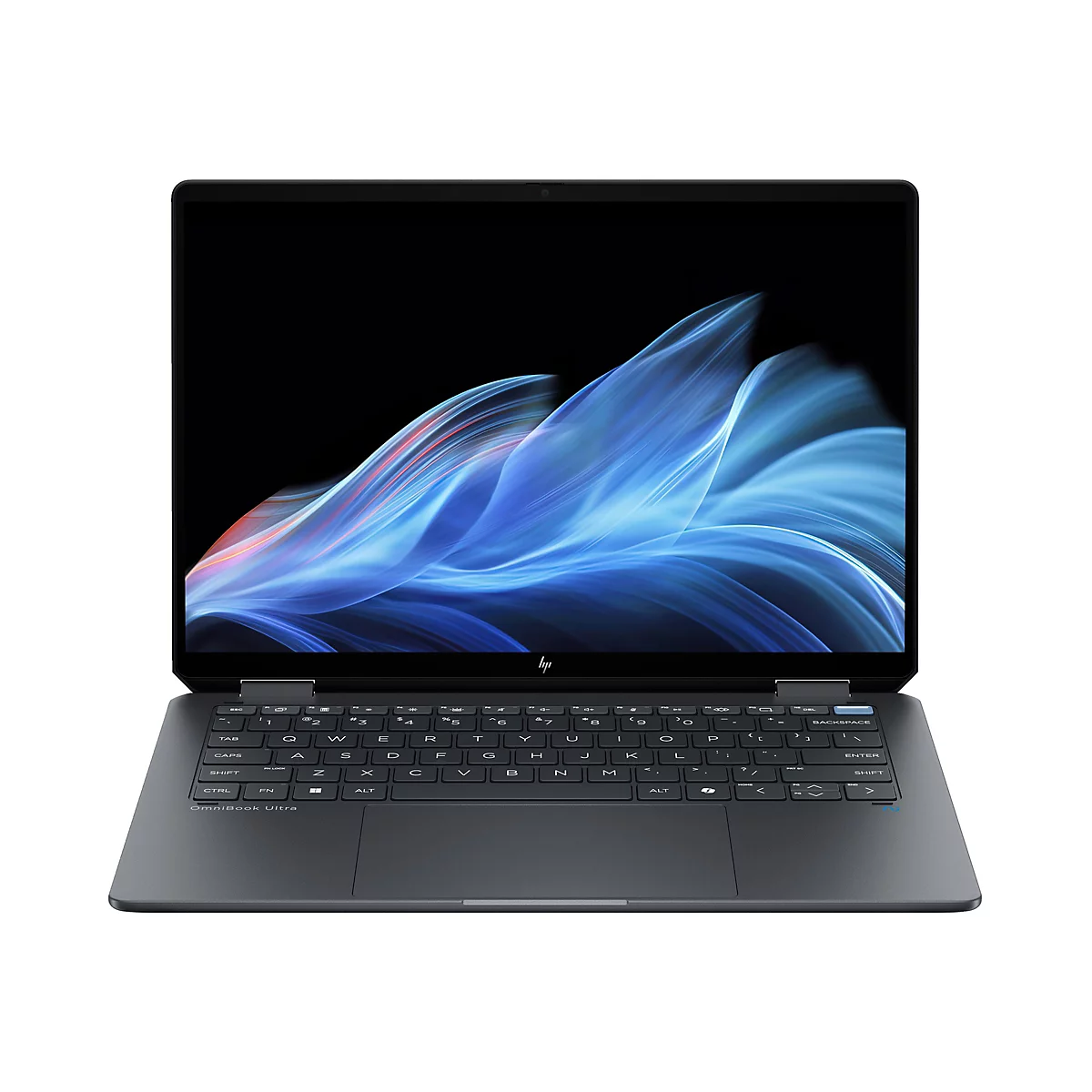 Ein Laptop mit schwarzem Bildschirm vor weißem Hintergrund. Der Bildschirm zeigt eine blaue, künstlerische Grafik. Die Tastatur hat Buchstaben und Tasten.