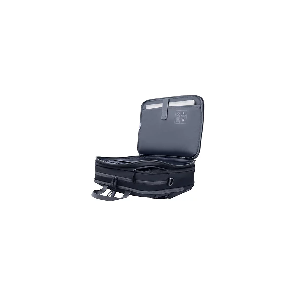 Offener, schwarzer Laptop-Rucksack mit grauem Innenfutter. Ein Laptop steckt im gepolsterten Fach.