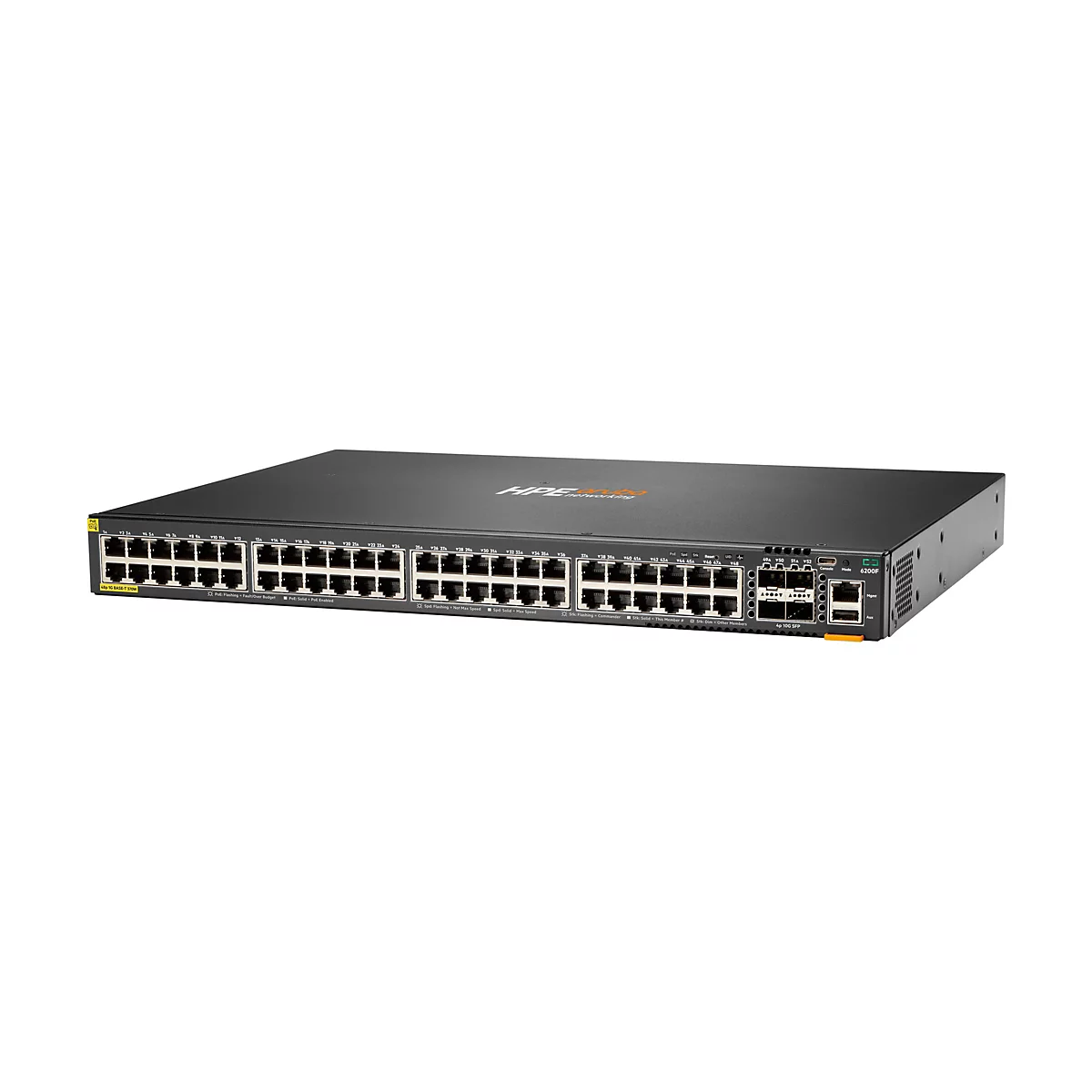 Ein schwarzer Netzwerk-Switch mit vielen Anschlüssen und dem HPE Aruba Networking Logo. Der Switch steht vor weißem Hintergrund.