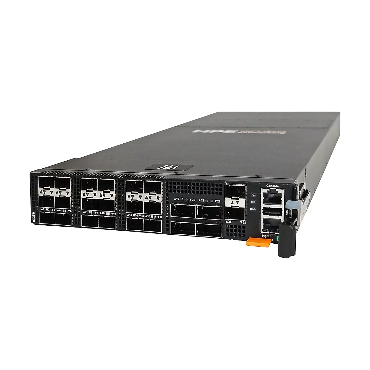 Schwarzer HPE Aruba Netzwerk-Switch mit zahlreichen Anschlüssen auf der Vorderseite vor weißem Hintergrund.