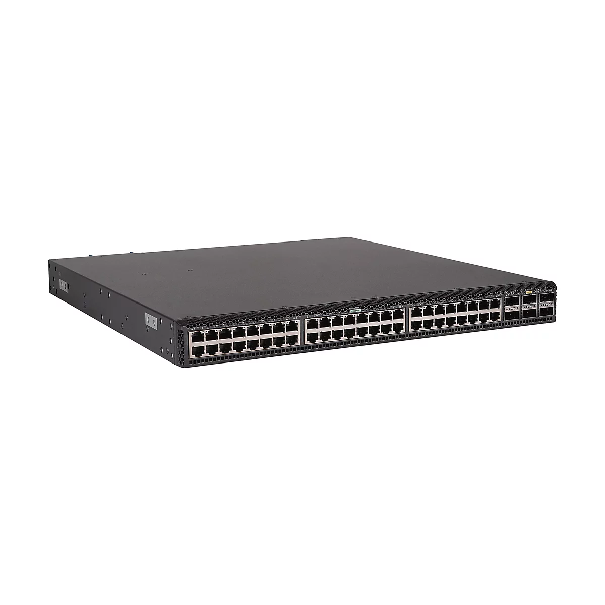 Ein schwarzer Netzwerk-Switch mit vielen Ports und Anschlüssen, vor weißem Hintergrund.
