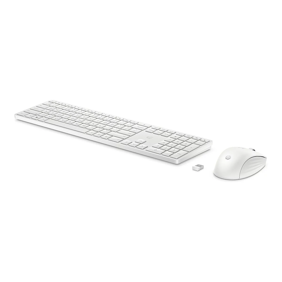 Weißes, kabelloses HP Tastatur- und Maus-Set mit kleinem USB-Empfänger auf weißem Hintergrund.