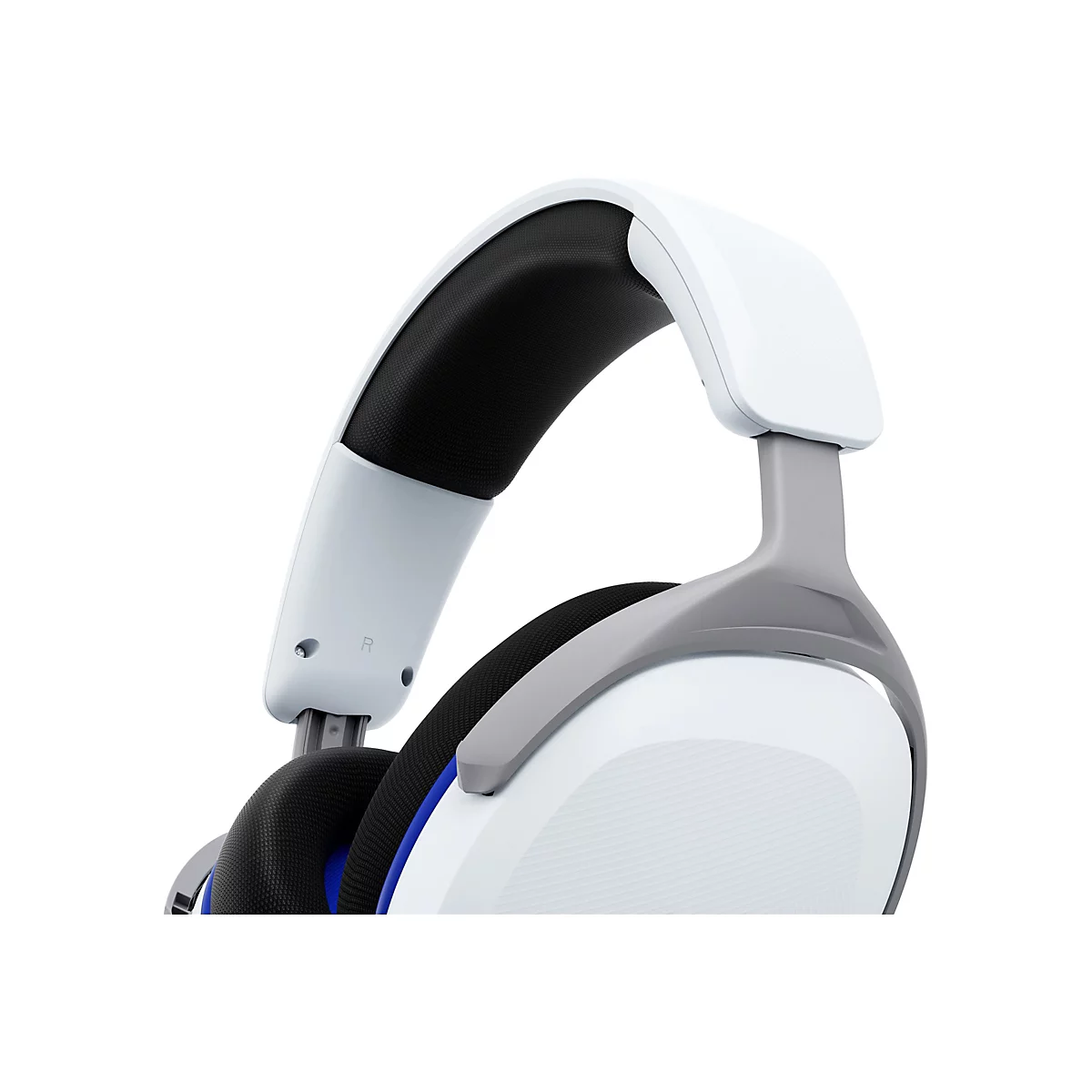 Gros plan sur un casque de jeu blanc avec des accents gris et noirs. Le casque est posé sur un fond blanc.