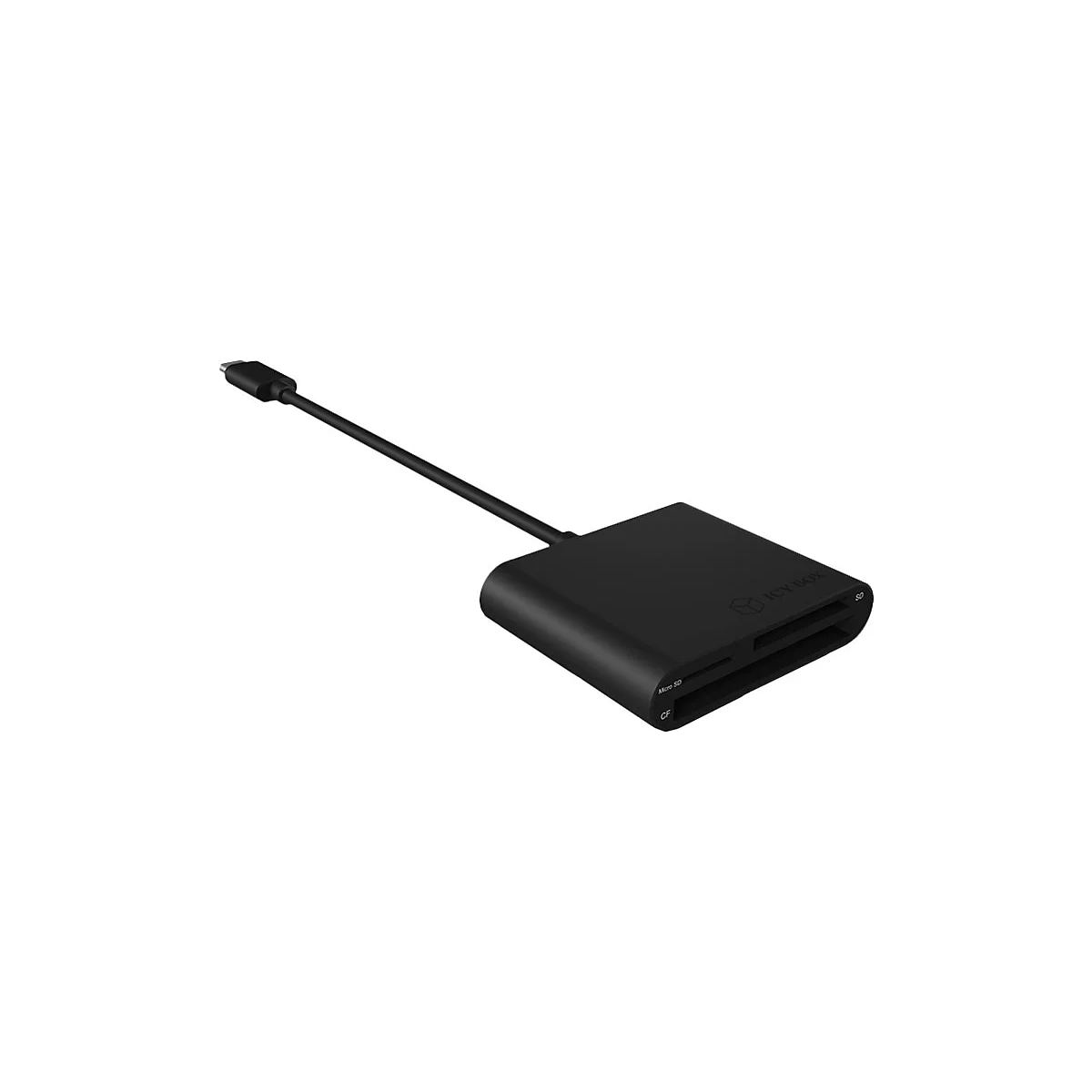 Schwarzes Icy Box Kartenlesegerät mit USB-C-Anschluss. Auf dem Gerät sind Steckplätze für SD, Micro SD und CF Karten zu sehen.