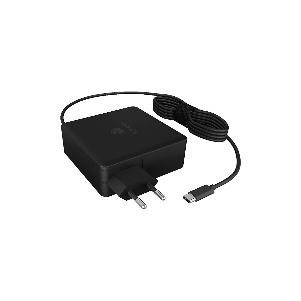 Schwarzes Netzteil mit Eurostecker und USB-C-Anschluss. Das Kabel ist aufgerollt.
