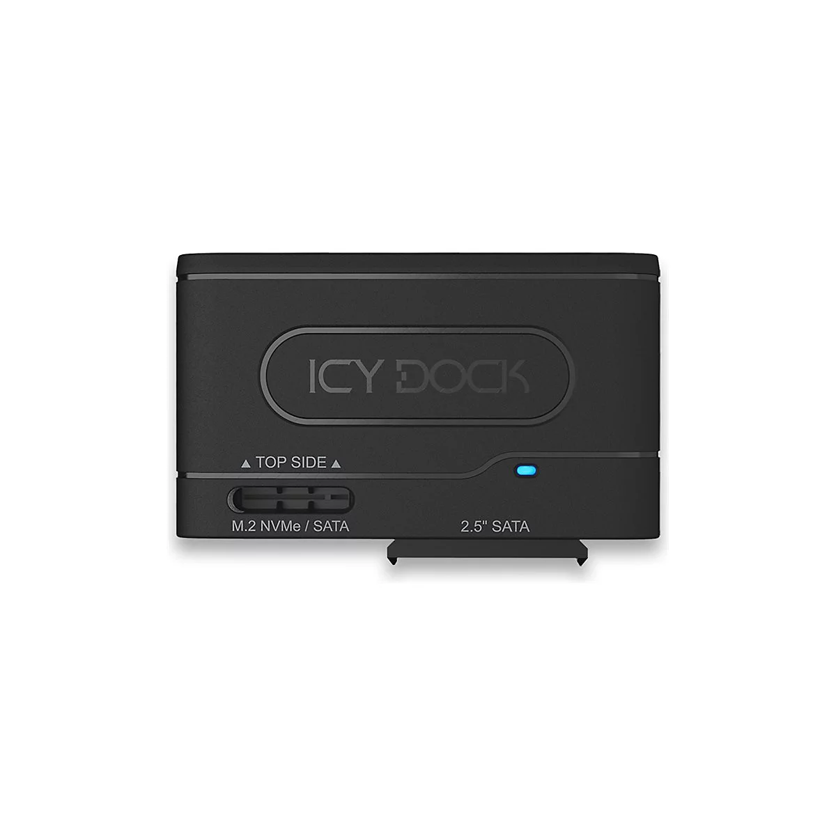 Schwarzer Icy Dock Adapter mit ICY DOCK Schriftzug, M.2 NVMe/SATA und 2,5 SATA AnschlÃ¼ssen. Blaue LED.