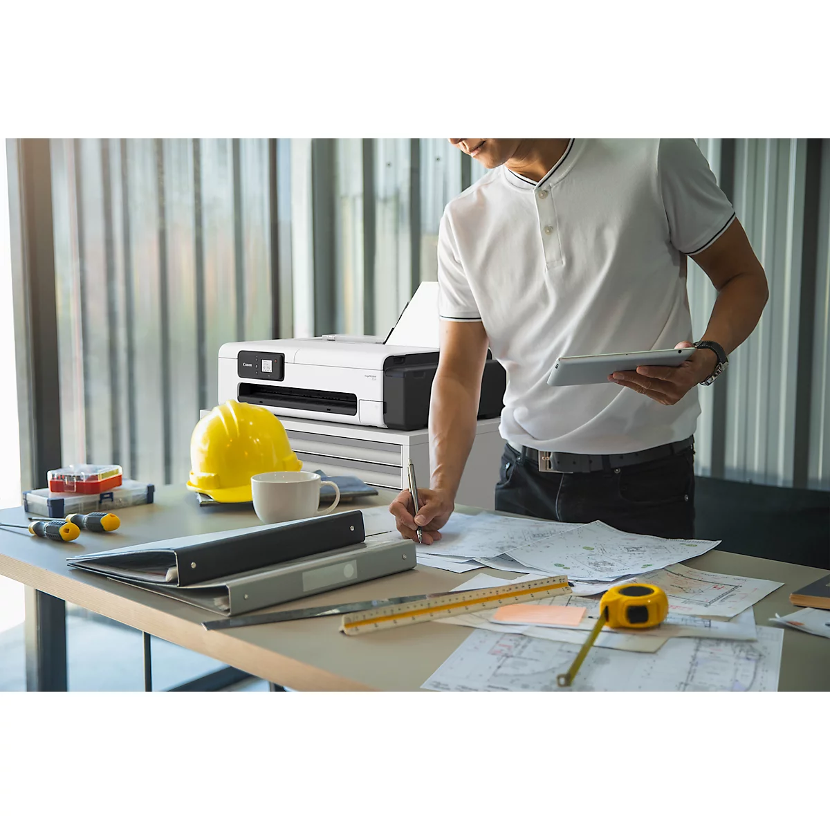 Imprimante grand format Canon imagePROGRAF TC-21 LFP, 24', jet d'encre 4 couleurs, 2400 x 1200 dpi, USB/LAN/WLAN, jusqu'à A1, réservoirs d'encre, noir-gris