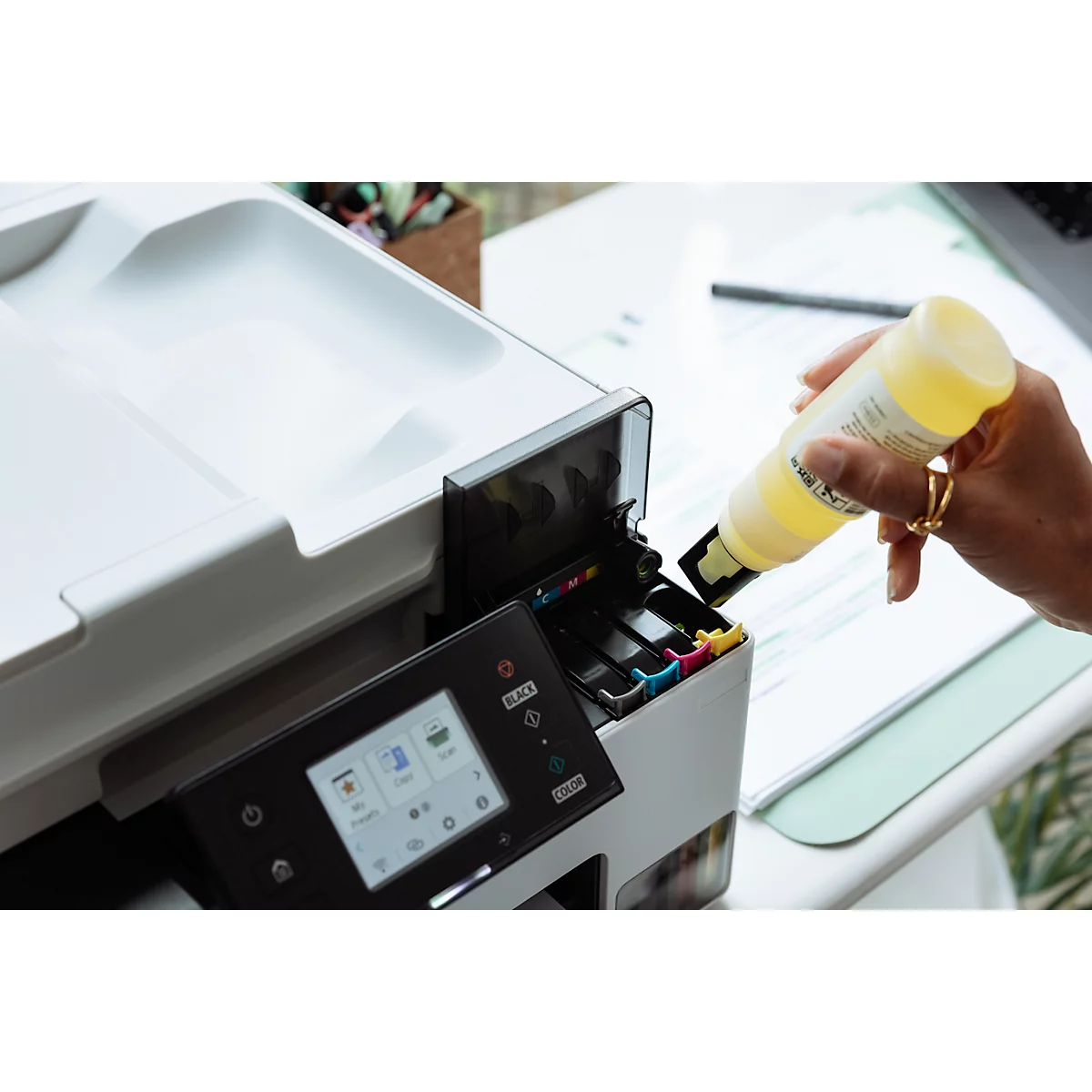 Imprimante multifonction jet d'encre Canon MAXIFY GX2050, 4-en-1, USB/LAN/WLAN/Cloud, Auto-Duplex, impression mobile, jusqu'à A4, bouteilles d'encre CMYK incluses