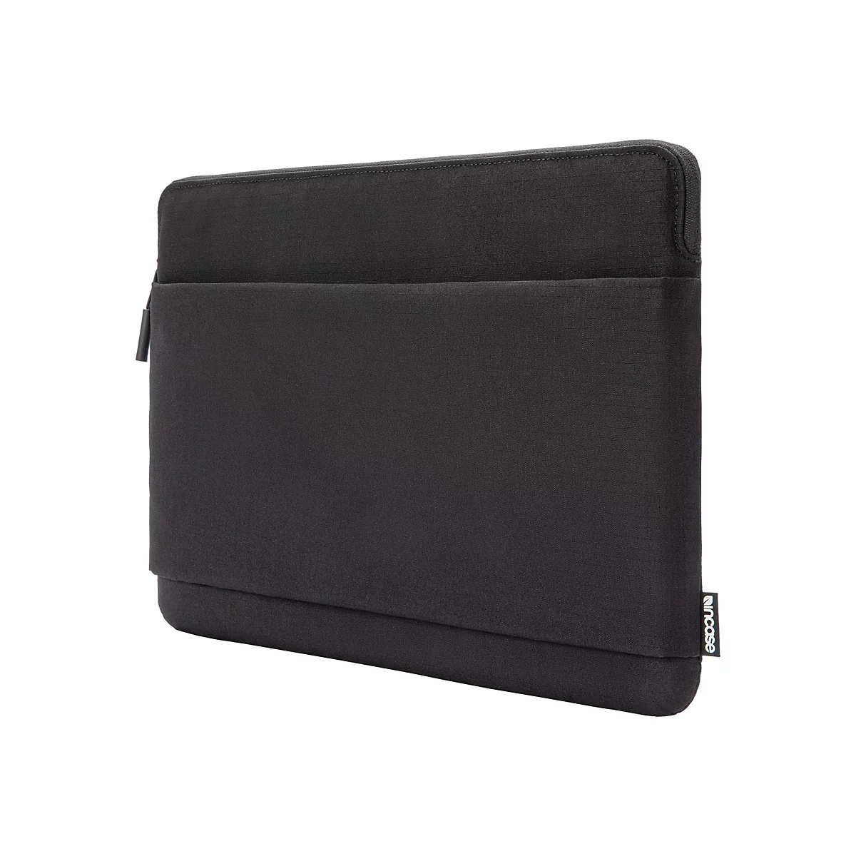 Schwarze Laptoptasche, mit Reißverschluss und kleinem Außenfach. Incase-Logo.