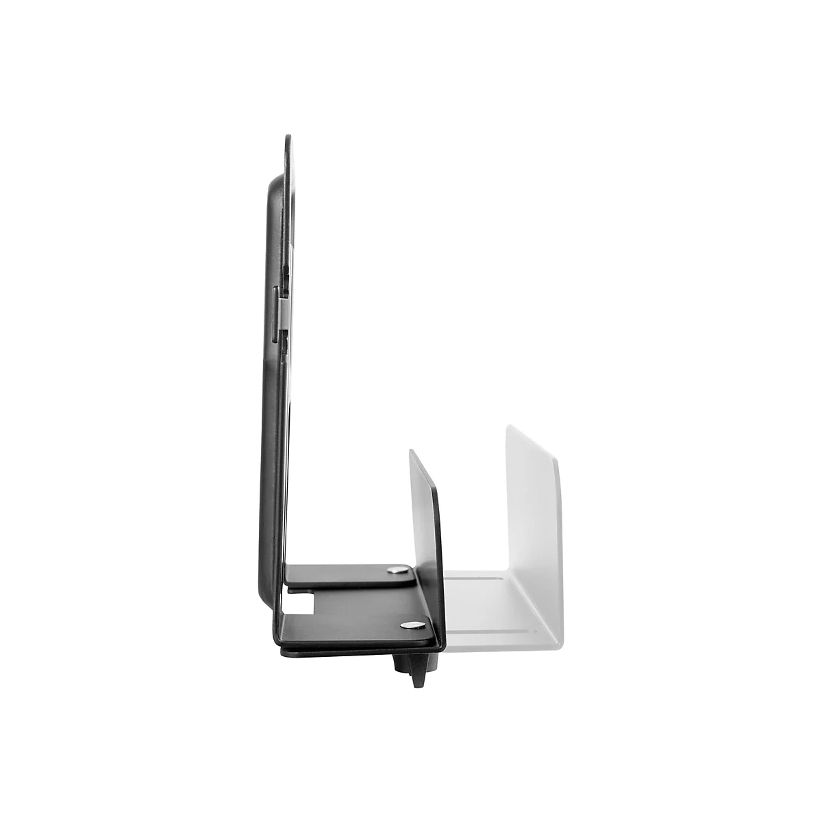 Seitliche Ansicht eines schwarzen Laptops, der in einem Metallhalter steht.