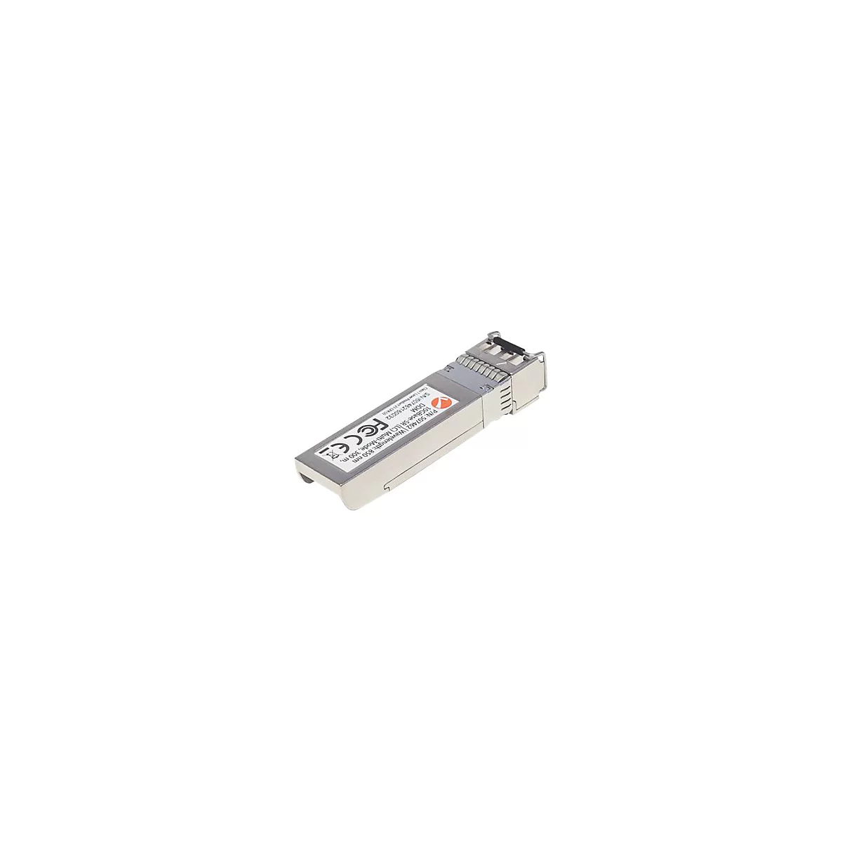 Silberner SFP+ Glasfaser-Transceiver mit Aufkleber und Spezifikationen vor weißem Hintergrund.