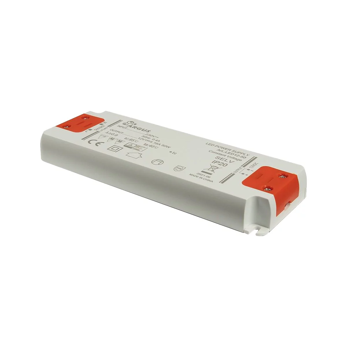 Länglicher, weißer LED-Trafo mit orangefarbenen Anschlusselementen und technischer Bedruckung auf weißem Grund.