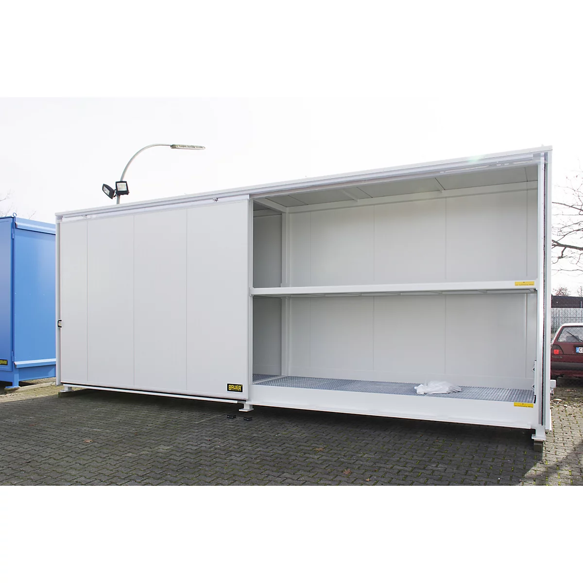 Isolierter Regalcontainer BAUER CEH 81-2, Stahl, Schiebetor, B 8400 x T 1550 x H 3190 mm, weiß