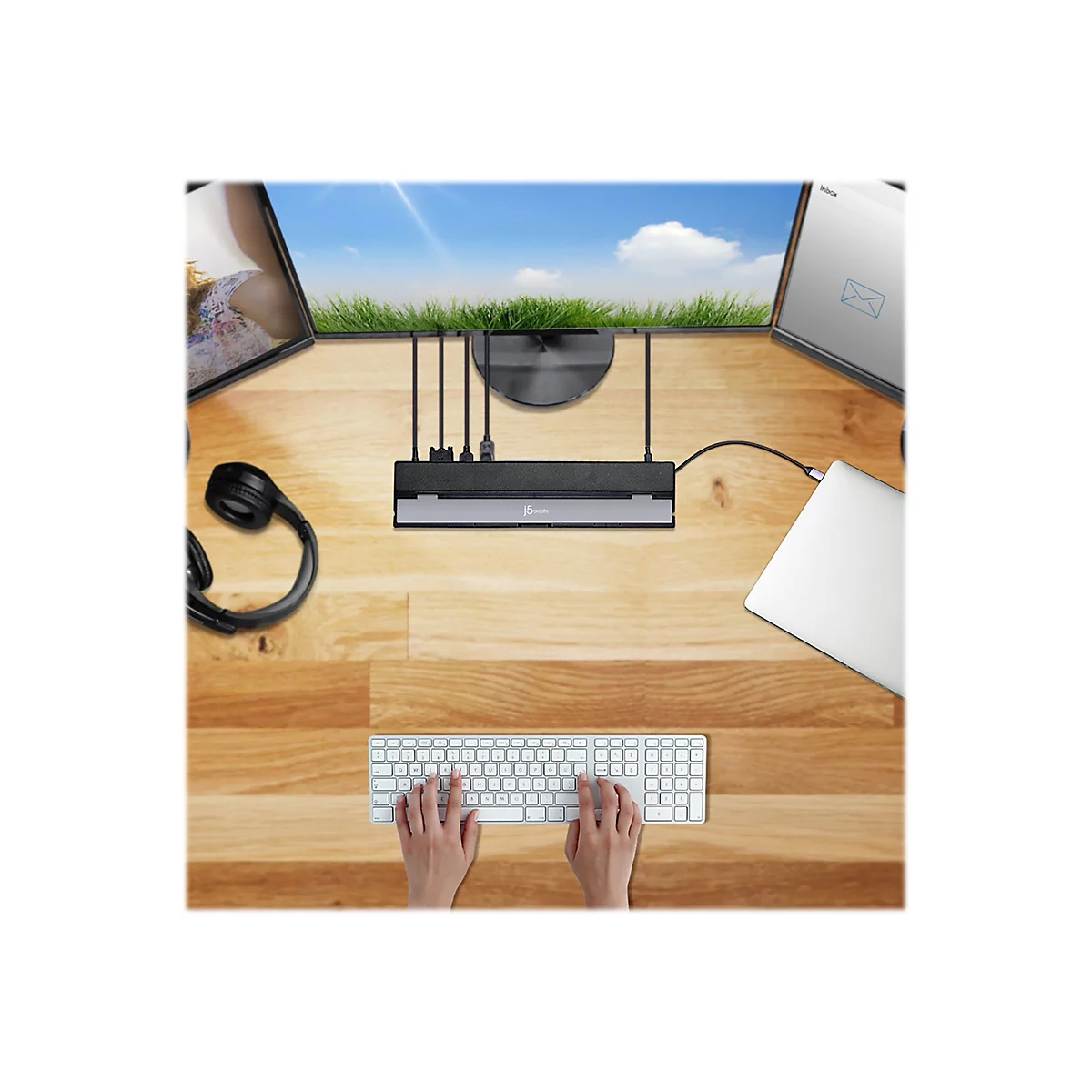 j5create JCD543P - Dockingstation - USB-C 3.1 Gen 1 - VGA, 2 x HDMI, DP - 1GbE - 100 Watt