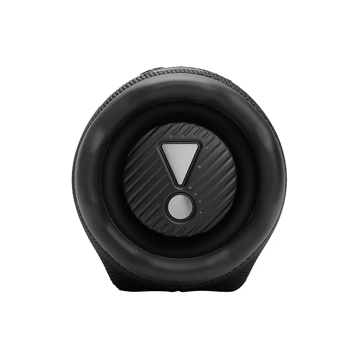 Nahaufnahme der seitlichen Bassmembran eines schwarzen JBL Lautsprechers mit silbernem Markenlogo.