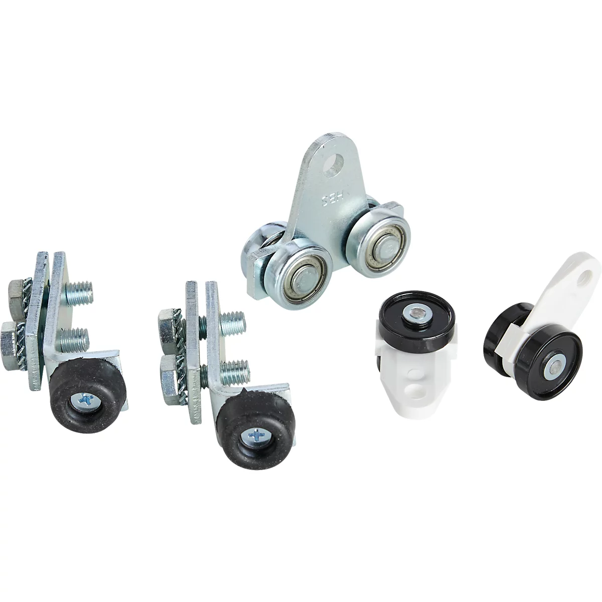 Divers rouleaux en métal et plastique, boulons et supports sur fond clair.