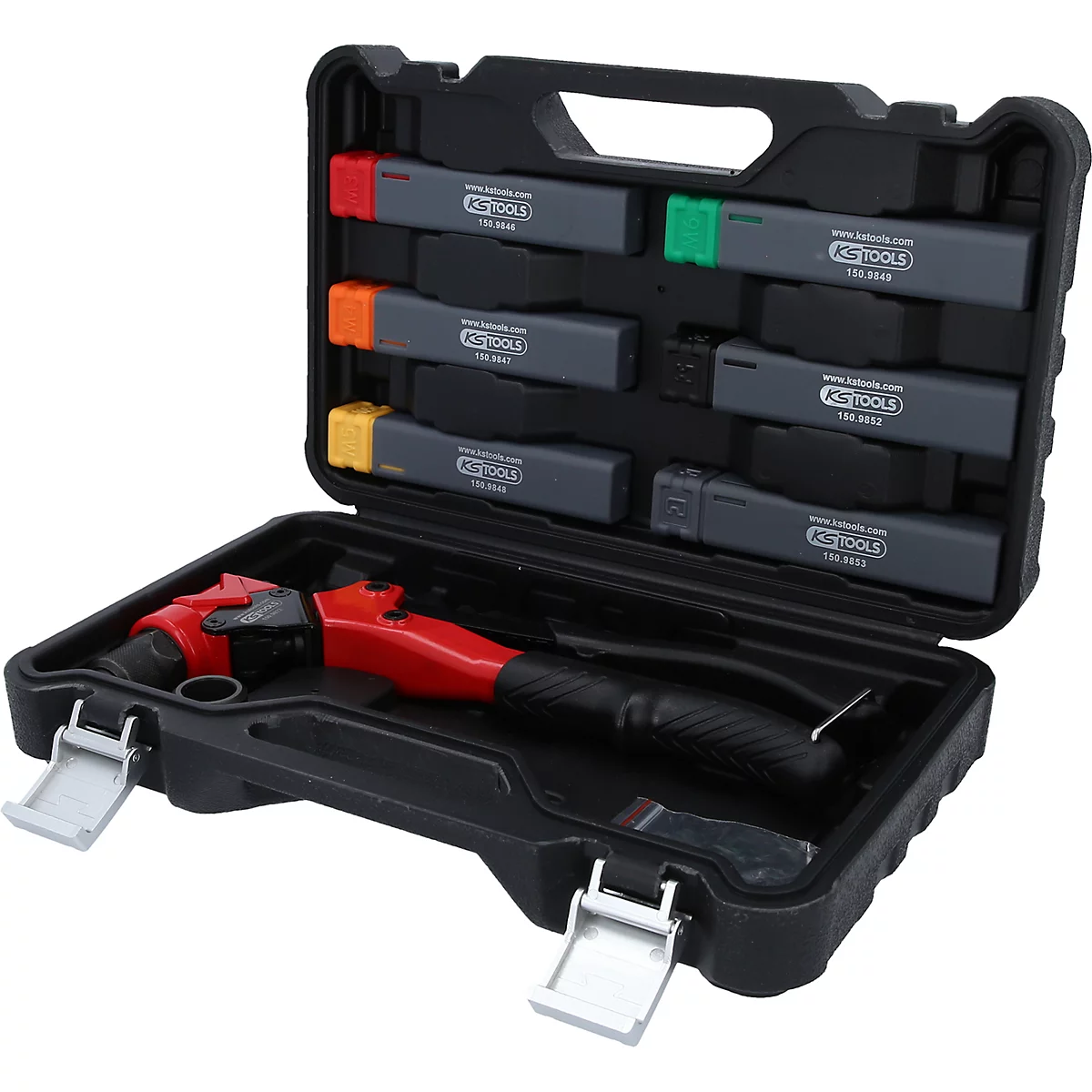 Une mallette à outils noire contenant une pince à riveter rouge et divers inserts colorés de KS Tools.