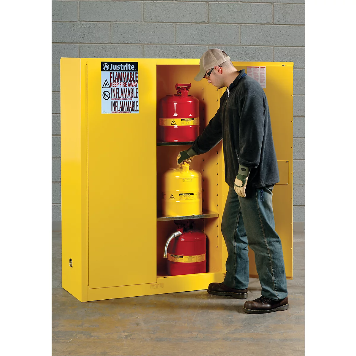 Justrite FM veiligheidsopslagkast Classic Sure-Grip® EX, voor brandbare vloeistoffen, tot 170 liter, zelfsluitend, geel
