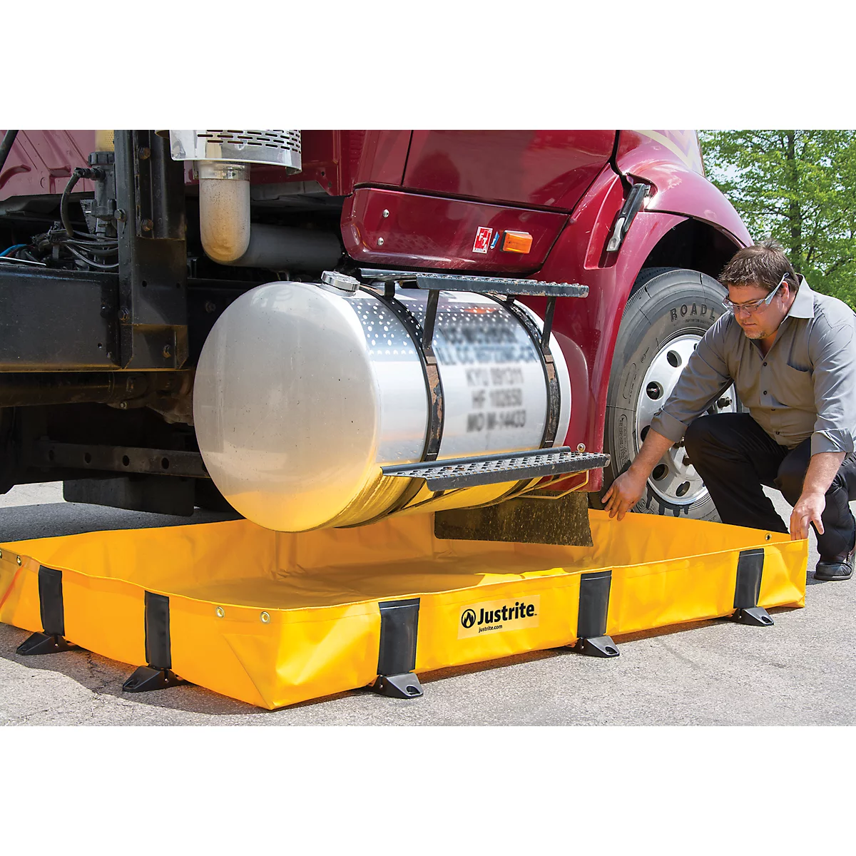 Justrite opvouwbare lekbak Lite, toegankelijk, H 2030 x B 1420 mm, 299 L, geel