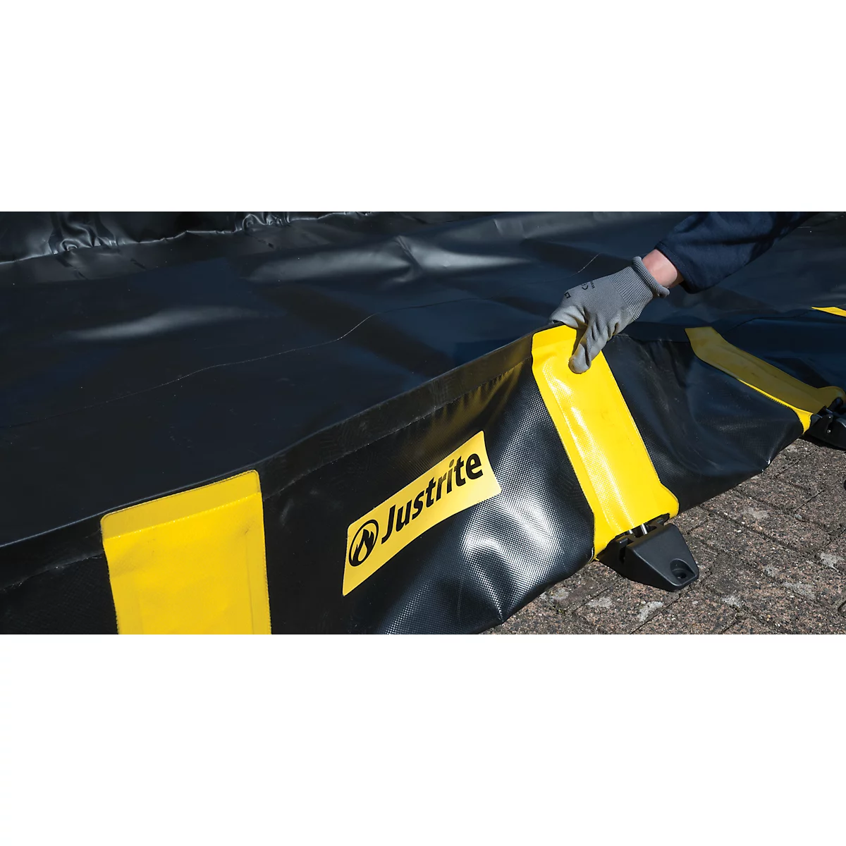 Justrite opvouwbare lekbak, toegankelijk, H 3050 x B 1420 mm, tot 662 L, zwart