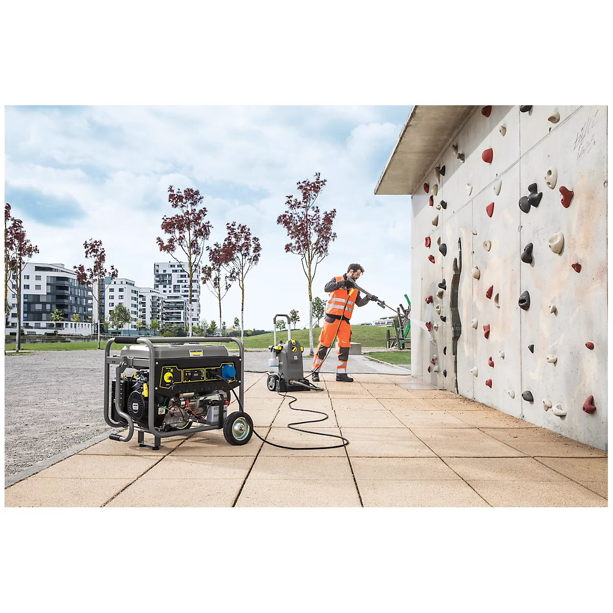 Kärcher® PGG 6/1 stroomgenerator, werking op benzine, mobiel, 5 kW, 25 l, tot 10 h, 74 dB, spanningsregelaar, beveiliging tegen te lage oliestand en overbelasting, elektrische startregelaar