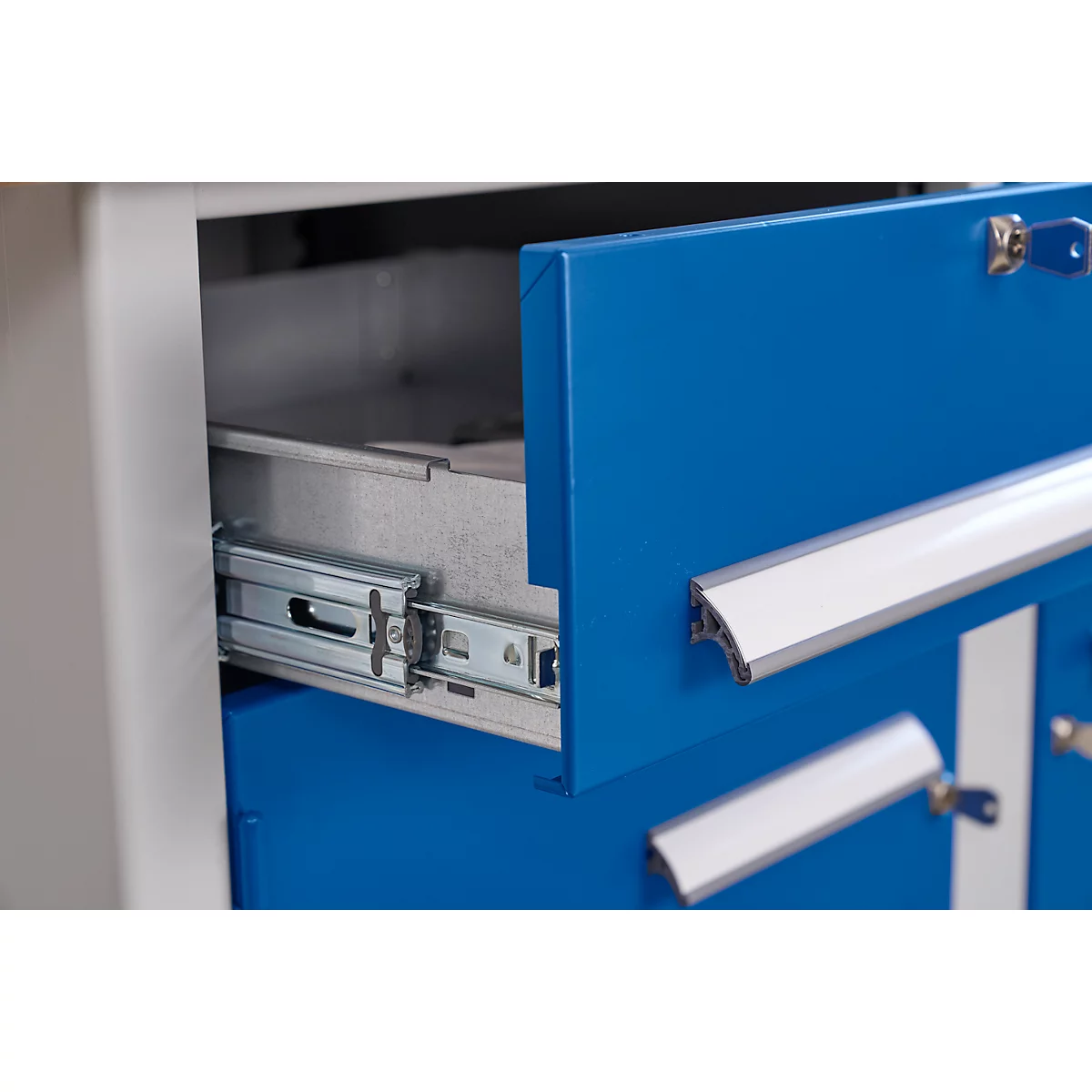 Kastenwerkbank Schäfer Shop Select PWi 150-0, Buche Multiplexplatte, bis 750 kg, B 1500 x T 700 x H 840 mm, Anthrazit