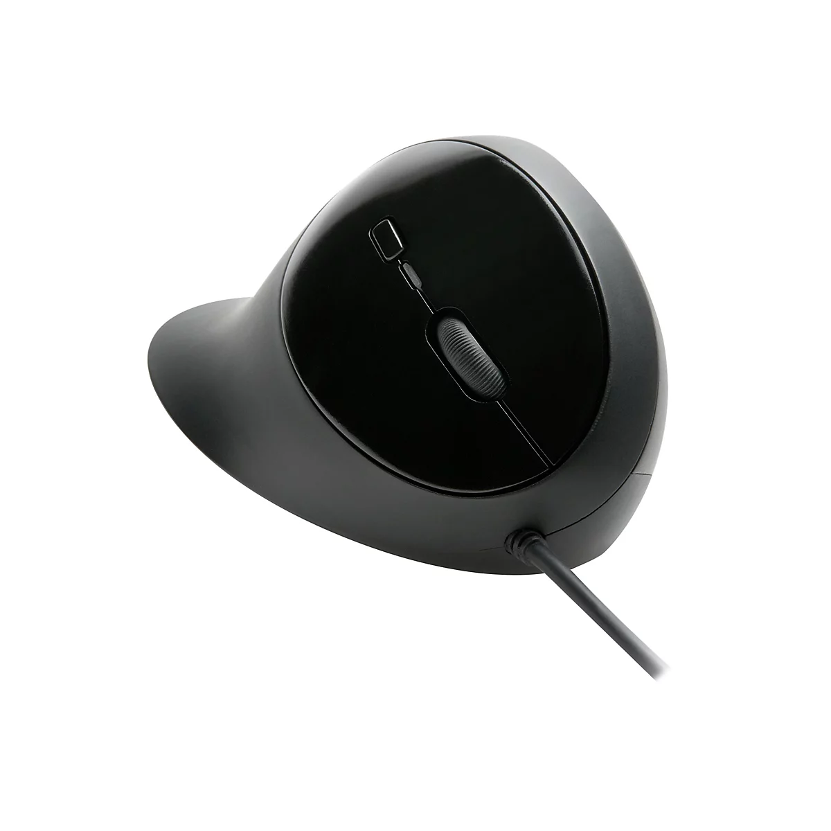 Schwarze ergonomische Maus, Kabel nach unten. Auf der Oberseite befinden sich Maustasten und ein Scrollrad.
