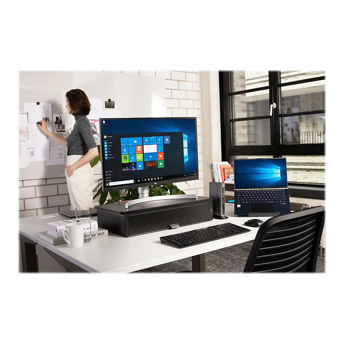 Kensington Pro Fit Ergo Wireless Keyboard - Tastatur - kabellos - 2.4 GHz, Bluetooth 4.2 - GB - Schwarz